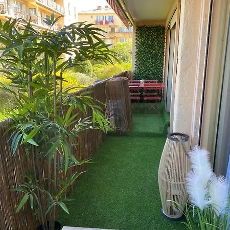 Tropez Spacieux La Florida Daire
