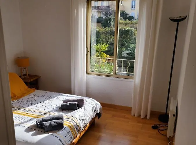 Tropez Spacieux La Florida 圣特罗佩